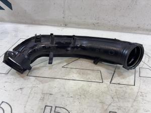 Патрубок турбины 03C145673N Skoda Octavia A5