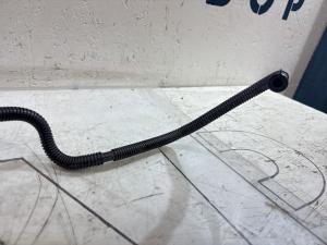 Трубка масляного радиатора 03C103493AM 