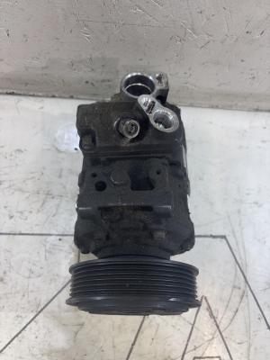 Компрессор кондиционера 1K0820859T Skoda Octavia II рест