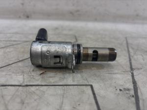 Клапан фазорегулятора 03C906455A Skoda Octavia II рест