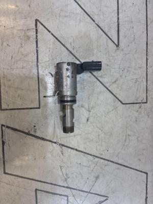 Клапан фазорегулятора 03C906455A Skoda Octavia II рест