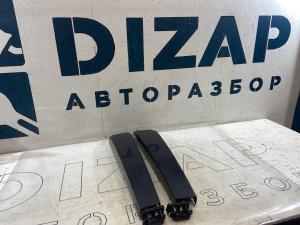 Панель стойки кузова левая/правая 7L6853318B Volkswagen Touareg I