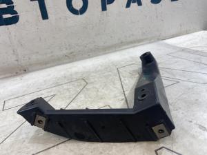 Направляющая заднего бампера левая 7L6807861 Volkswagen Touareg I