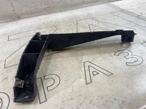 Направляющая заднего бампера левая 7L6807861 Volkswagen Touareg I