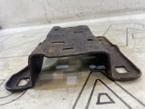 Кронштейн кардана 7L0521378A Volkswagen Touareg I