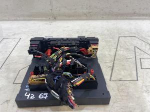 Блок управления бортовой сети 3C0937049E Skoda Octavia RS II