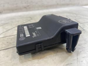 Блок управления интерфейсом 1K0907530F Skoda Octavia RS II