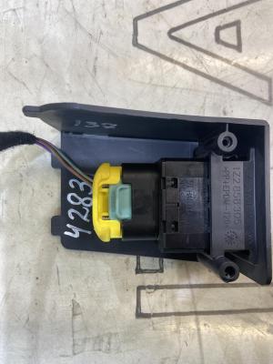 Выключатель подушки безопасности переднего пассажира 1K0919237C Skoda Octavia RS II