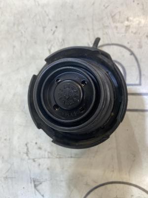 Крышка топливного бака 1J0201553T Skoda Octavia RS II