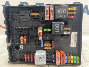 Блок предохранителей 1K0937124K Skoda Octavia RS II