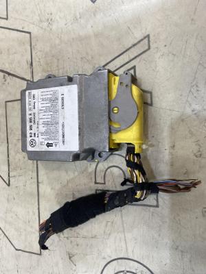 Блок управления AIR BAG 1K0909605R Skoda Octavia RS II