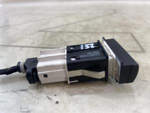 Выключатель электроннойпрограммы стабилизации  -ESP- 1Z0927134A Skoda Octavia RS II