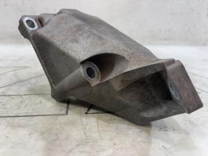 Кронштейн двигателя левый 8D0199307K Audi A4 B5