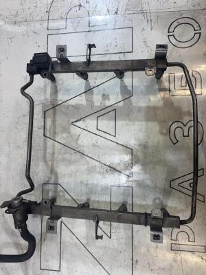 Топливная рампа 077133681L 