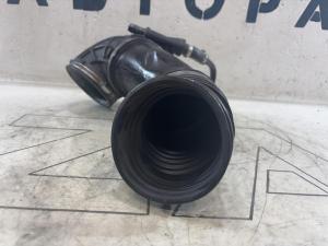 Впускной патрубок 077129627S 