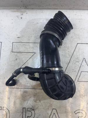 Впускной патрубок 077129627S 