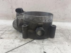 Дроссельная заслонка 077133062A 
