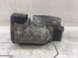 Дроссельная заслонка 077133062A 