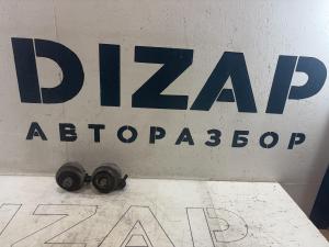 Подушка крепления двигателя 4D0199381C Audi A8 D2 / S8 D2