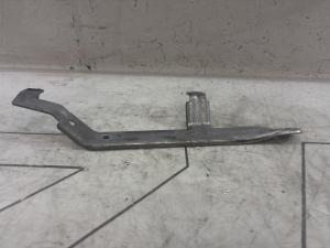 Кронштейн 077103947 