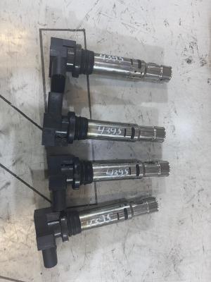 Катушка зажигания с наконечником провода к свече зажигания 036905715G Skoda Octavia II рест