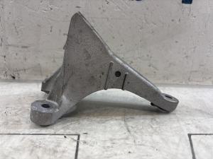 Кронштейн двигателя правый 8E0199308AN Audi A4 B6 / A4 B7