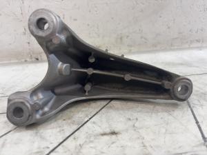 Кронштейн двигателя правый 8E0199308AN Audi A4 B6 / A4 B7
