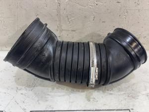 Шланг забора воздуха 8E0129627F Audi A4 B6 / A4 B7