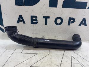 Шланг воздуховода 1K0129654AP Skoda Octavia RS II