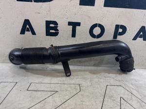 Шланг воздуховода 1K0129654AP Skoda Octavia RS II