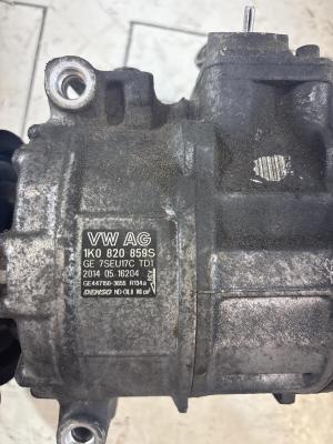 Компрессор кондиционера 1K0820859S Skoda Octavia RS II