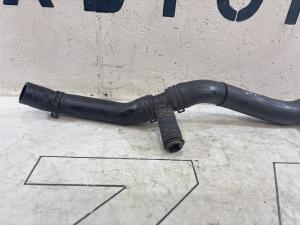 Патрубок 3B0122291L Skoda Octavia RS II