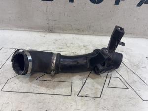 Воздушный трубопровод 5N0145770G Skoda Octavia RS II