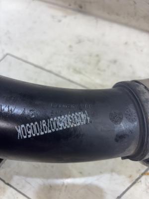 Воздушный трубопровод 5N0145770G Skoda Octavia RS II