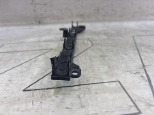 Держатель шланга 06J133519A Skoda Octavia RS II