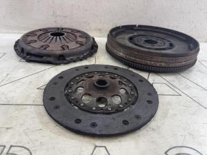 Сцепление+маховик 058105266 Skoda Octavia RS II