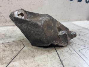 Опора двигателя левая 8A0199307F Audi 80 B4