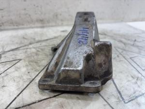 Кронштейн АКПП левый 4A0399113D Audi A6 C4