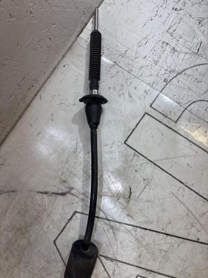 Тросик переключения КПП 4A0713265M Audi A6 C4