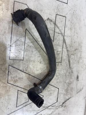 Шланг системы охлаждения 8G0819371A Audi 80 B4 Cabriolet