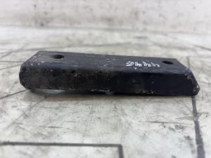 Кронштейн коллектора 058129723F 