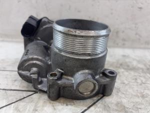 Дроссельная заслонка 06F133062J 