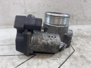 Дроссельная заслонка 06F133062J 