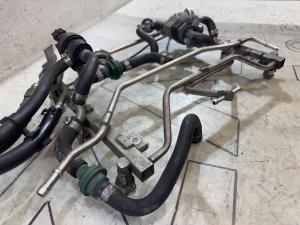 Топливная рампа 078133681AR 