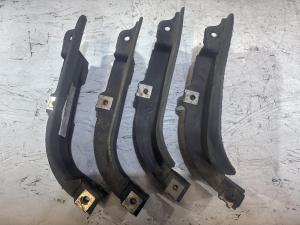 Брызговик 8E0853833 Audi A4 B6