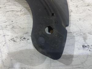 Cпойлер колеса 8E0853888 Audi A4 B6