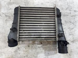 Интеркулер 8E0145805AA Audi A4 B6