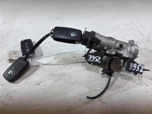 Замок рулевого вала 1K0905851B Skoda Octavia II рест