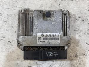 Блок управления двигателем (ДВС) 03C906016AK Skoda Octavia II рест