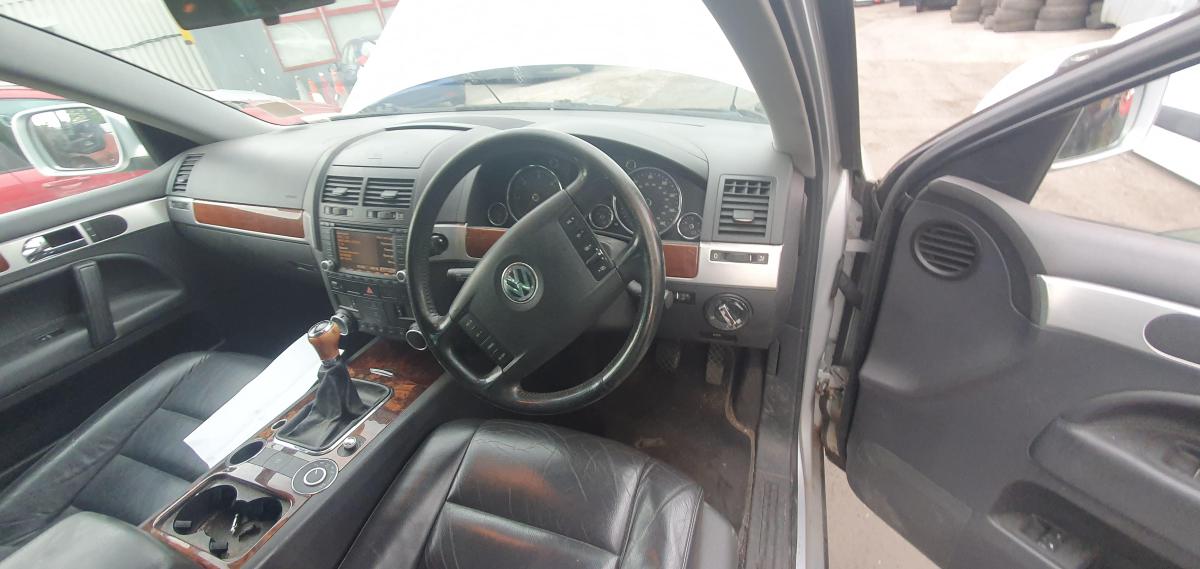 Volkswagen Touareg I